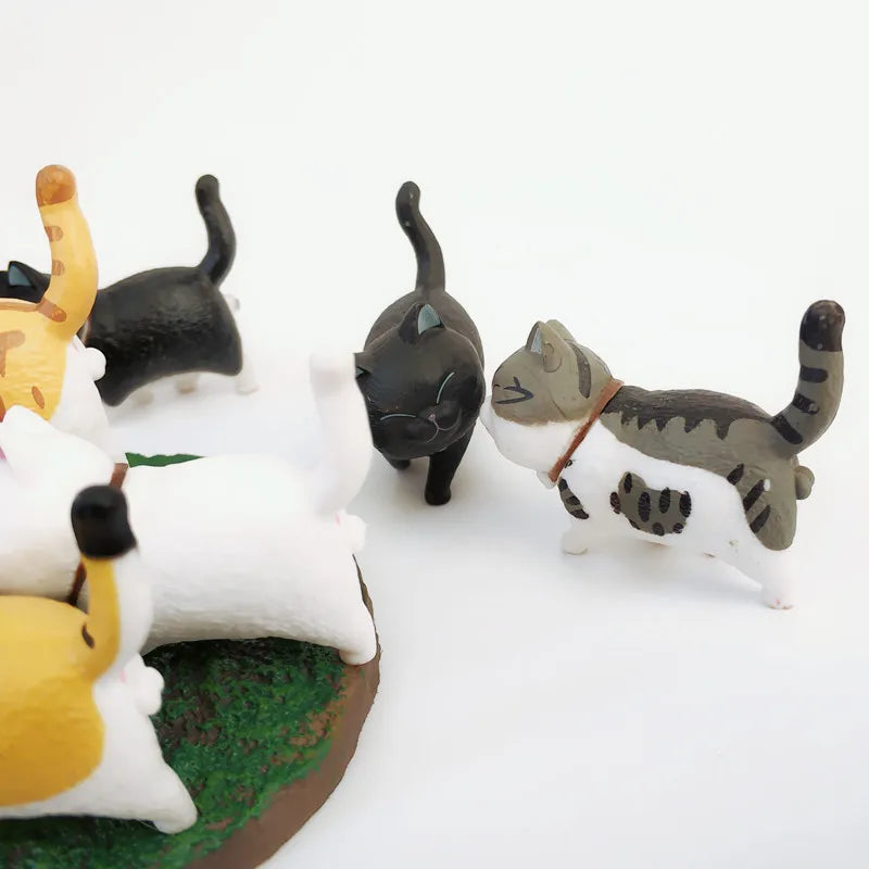 1Pcs Cute Mini PVC Animal Miniatures Japanese Bell Cat Doll Figures Toy Creative Handicraft Ornaments Home Decoration Crafts