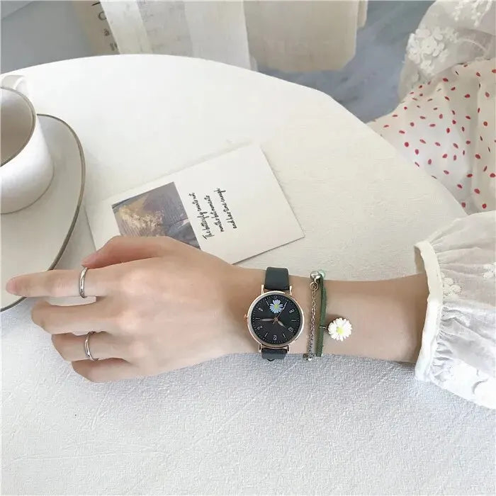 2PC Set Small Daisies Bracelet Watch Women Fashion Casual Leather Watches Simple Ladies Small Dial Quartz Wristwatch Reloj Mujer