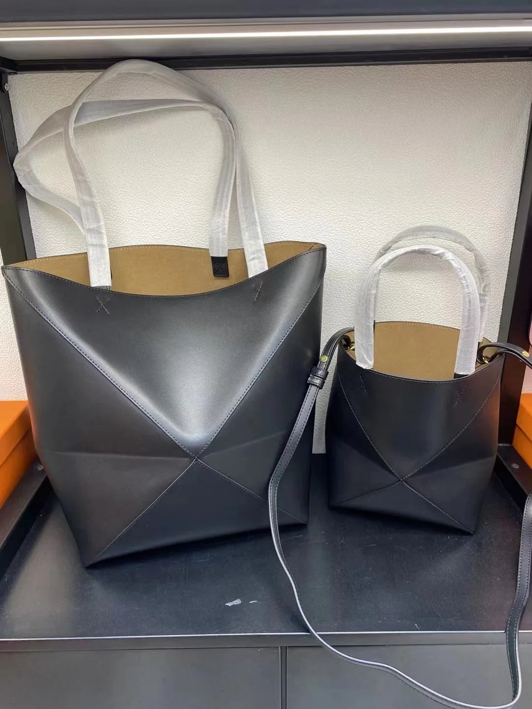 2023 New All Cowhide Deformation Geometry Tote Bag Single Shoulder Oblique Straddle Handheld Women's Bag with Large Capacity