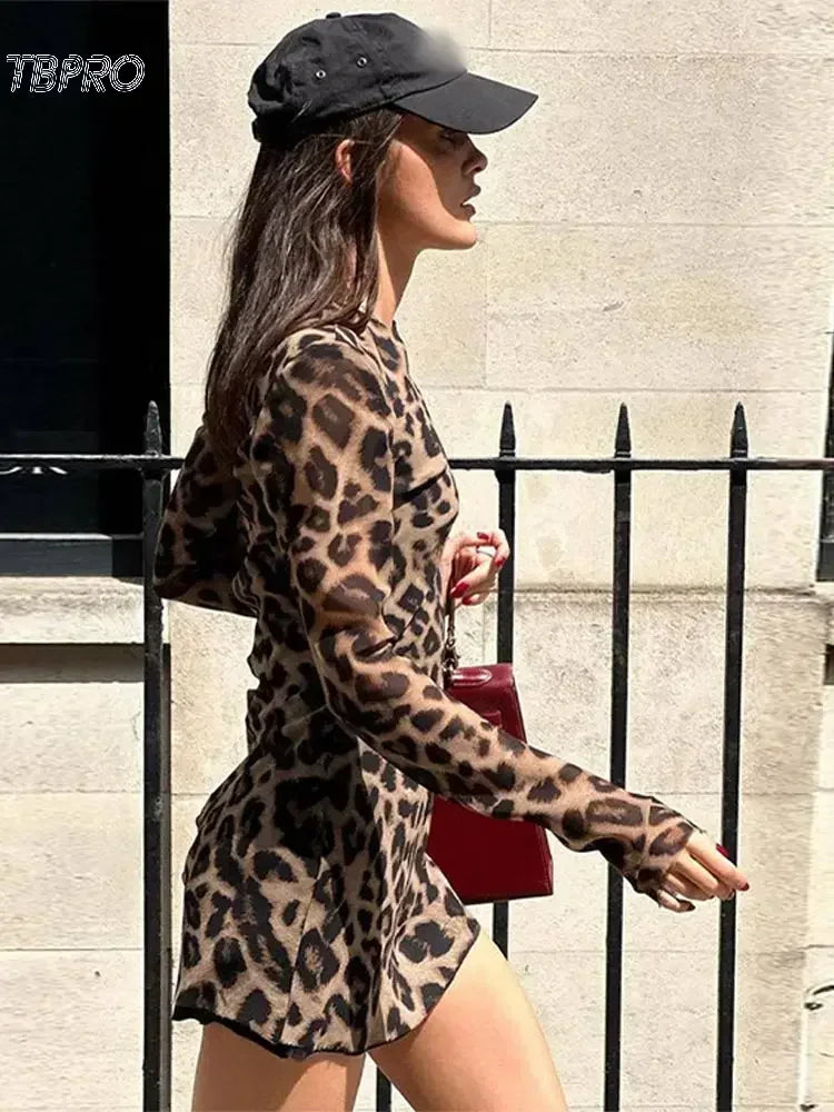 Sexy Leopard Print Mini Dresses For Women Vintage Crew Neck Sheath Bodycon Dresses 2024 Summer Female Chic Commute Streetwear