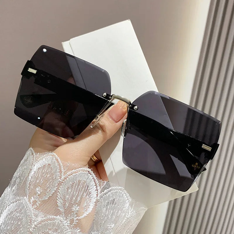 New Frameless Square Sunglasses Summer Women Leisure Street Shooting Sun Glasses Fashion Sunshade Eyewear UV400 Gafas De Sol