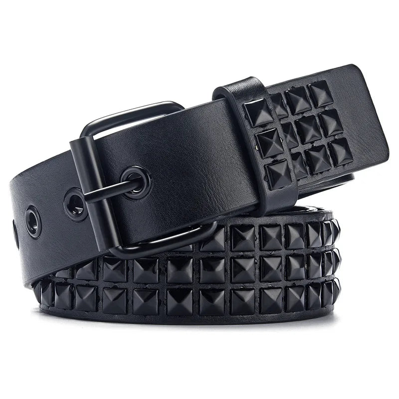 2023 Mens and Womens Leather Belts Vintage Punk Pyramid Rivet Belts Ladies Luxury Street Designs Black Belts Jeans For Women