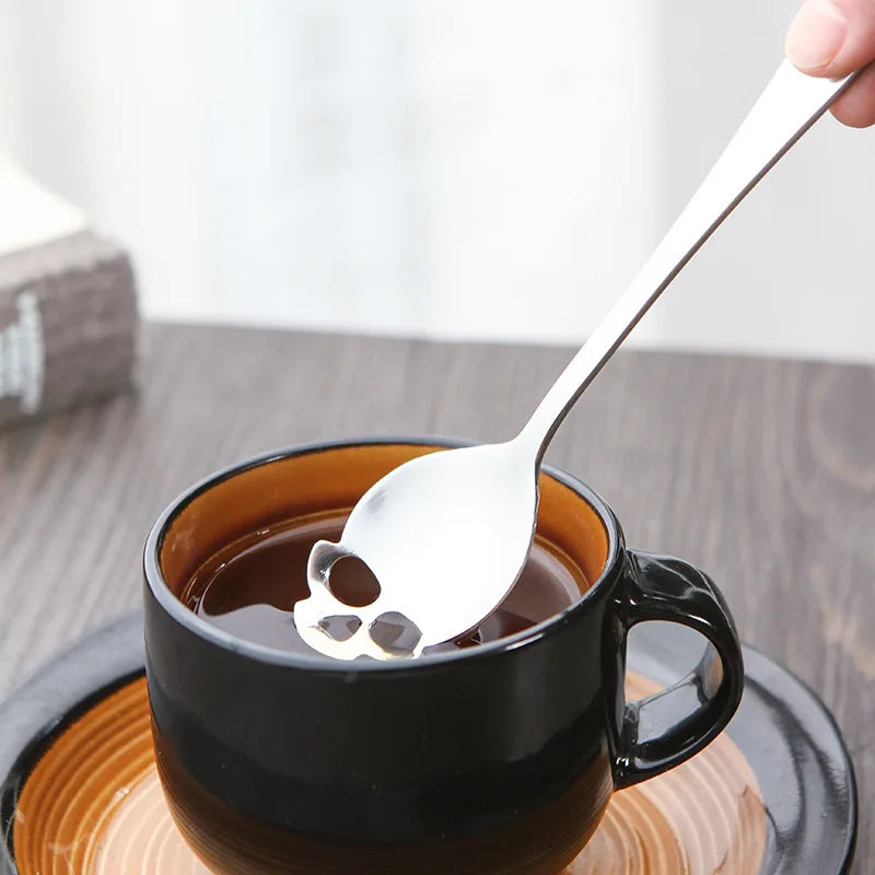 &Creative 304 Stainless Steel Skull Coffee Spoon Dessert Tea Sugar Scoop For Home Kitchen Bar Coffee Shop Party Accessories Gift