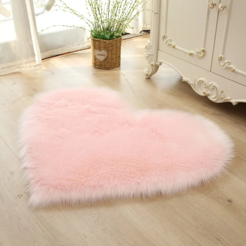 Carpet In The Living Room Large Rugs Plush Heart Shaped Non-Slip Bedrooom Modern Carpet Furry Floor Mat Children's Room Decor